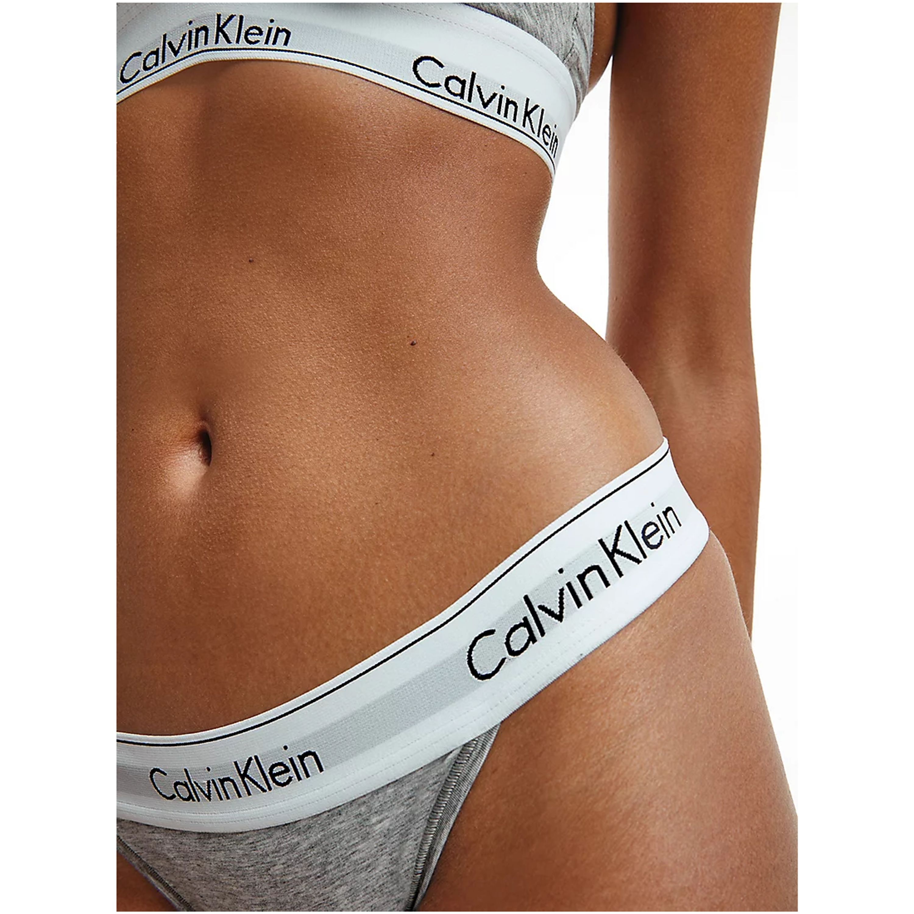 Женские трусы танга серые Calvin Klein Women Modern Cotton фото 3