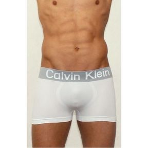 Фото Мужские трусы боксеры бесшовные Calvin Klein белые 