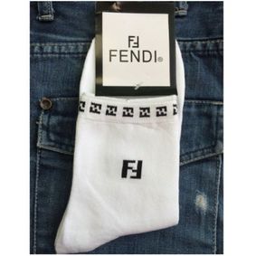 Фото Мужские носки белые Fendi
