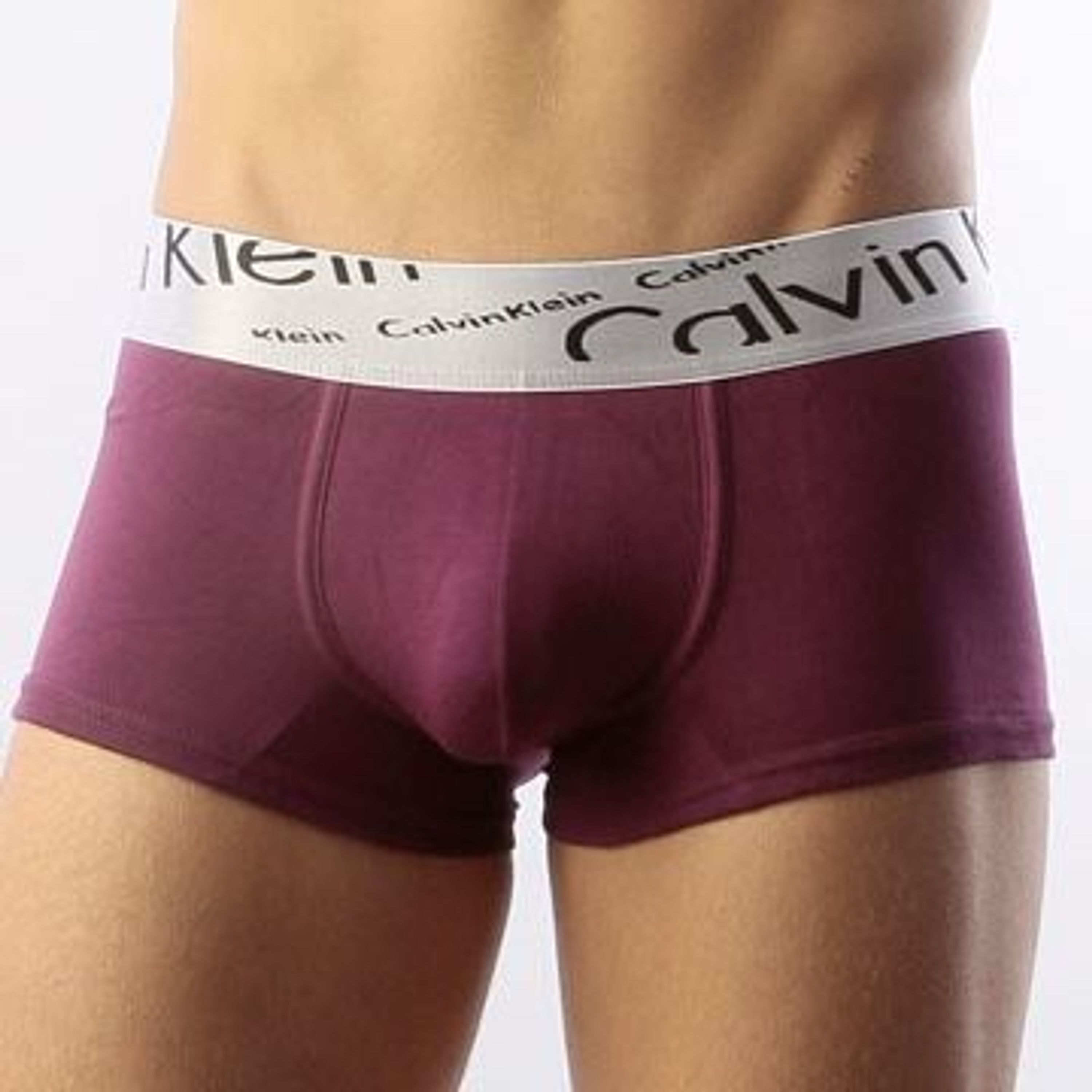 Мужские трусы боксеры фиолетовые с косой резинкой Calvin Klein Steel Boxer Italics Violet фото 1