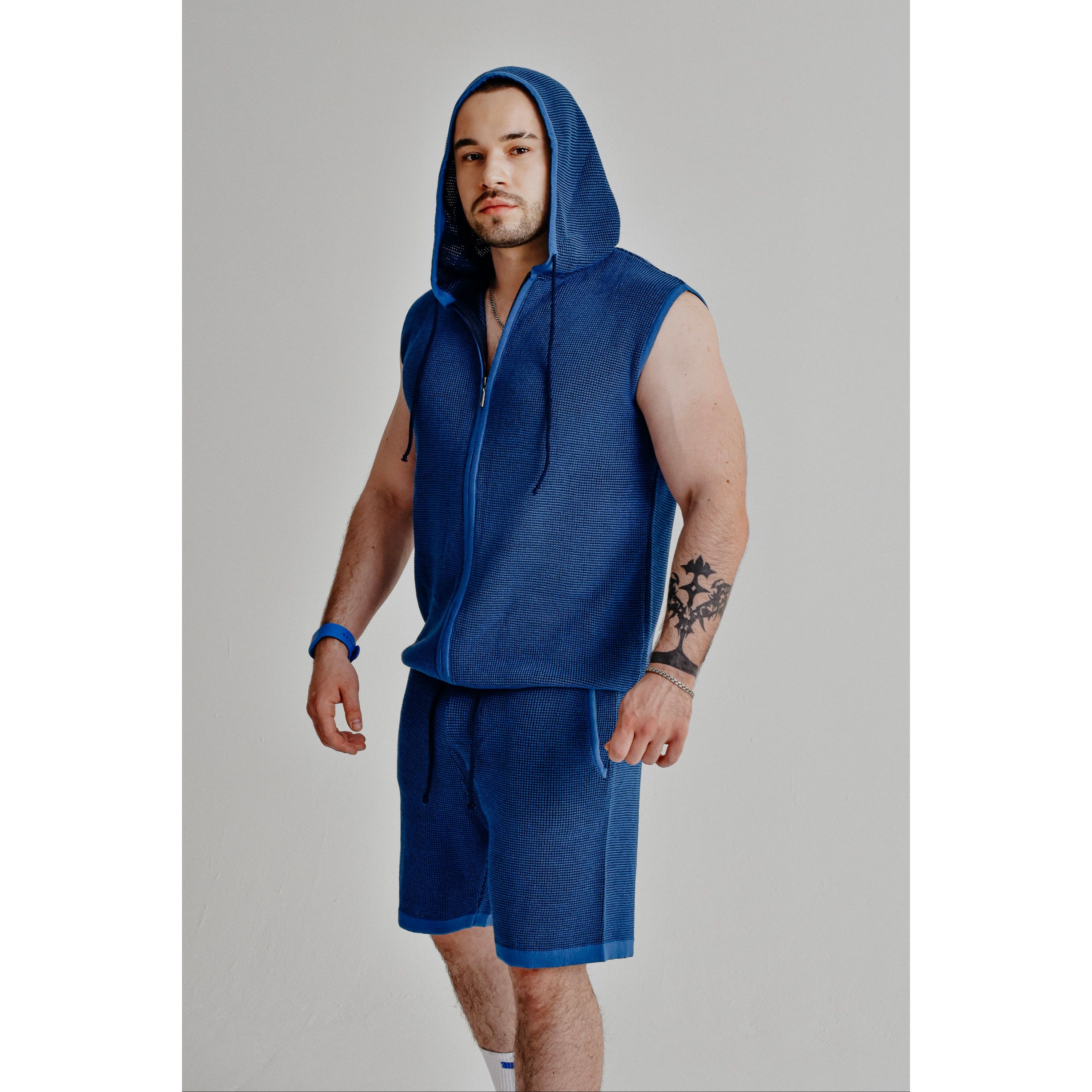 Дизайнерский мужской трикотажный костюм синий: жилет и шорты (дракон) Andrey Nietto фото 1