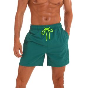 Фото Мужские шорты зеленые Romeo Rossi RR9505-11