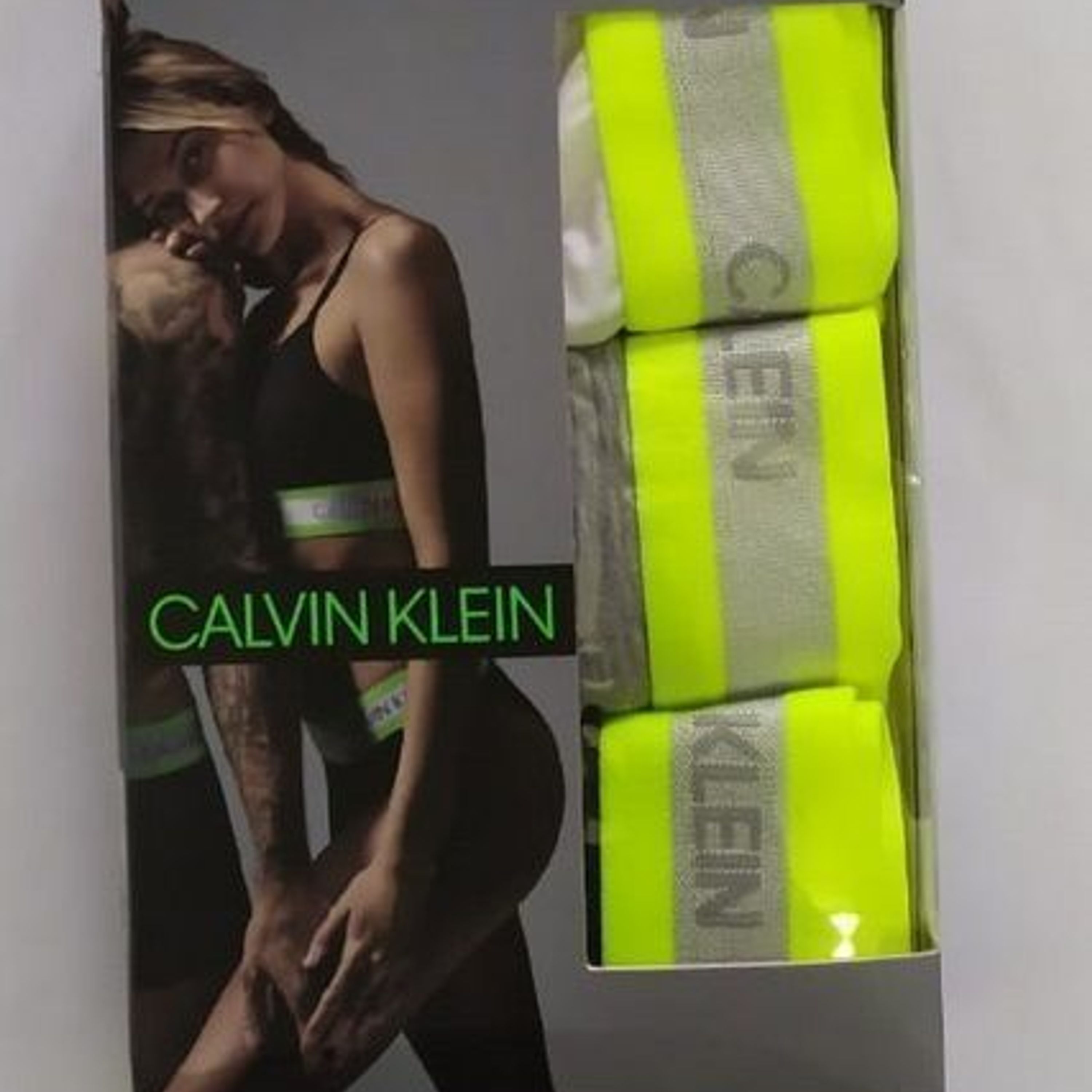 3 Calvin Klein Women 3 pack Neon Salat