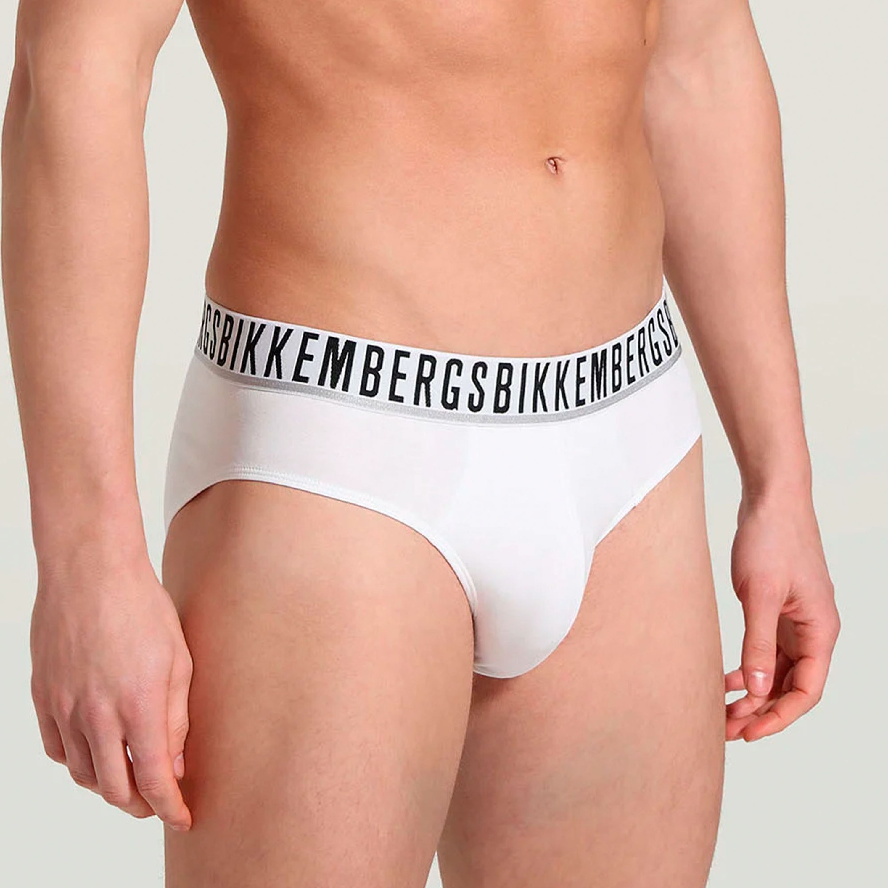Мужские трусы брифы белые набор 2в1 Bikkembergs ESSENTIAL BKK1USP01BI фото 2