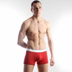 Фото  Мужские трусы боксеры Calvin Klein Tech Cool Cotton Red с синей окантовкой