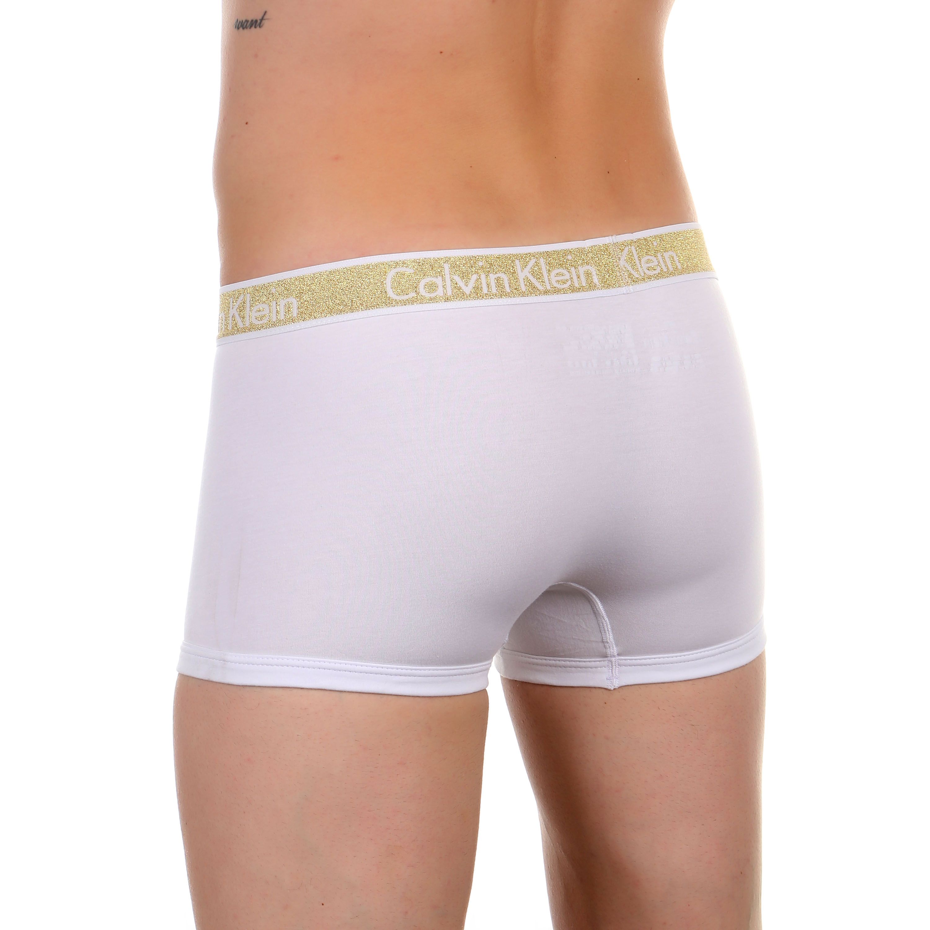 Мужские трусы боксеры белые с золотистой резинкой Calvin Klein фото 2