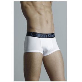 Фото Мужские трусы боксеры белые с черной резинкой и синими буквами Calvin Klein Black Waistband Boxer White CK02221