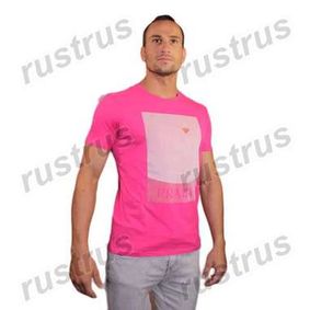 Фото Мужская футболка с короткими рукавами розовая