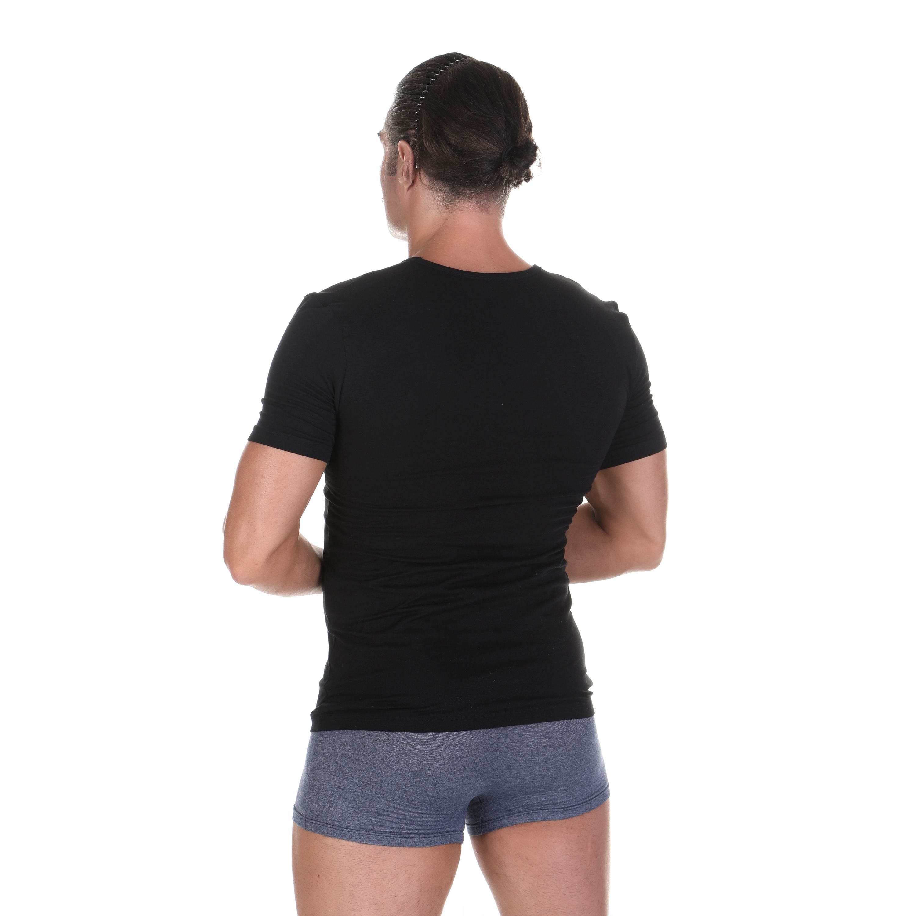 Мужская футболка черная с V-вырезом BALDESSARINI 90045/6083 930 фото 2