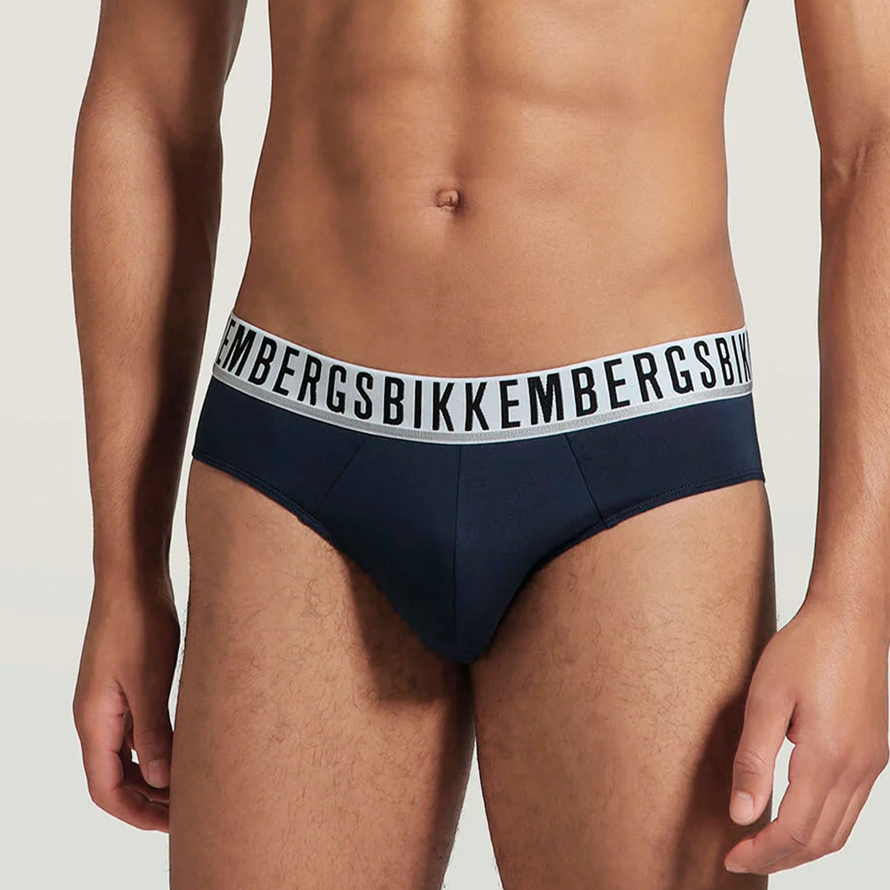 Мужские трусы брифы (белый, темно-синий, черный) набор 3в1 Bikkembergs ESSENTIAL BKK1USP01TR фото 4