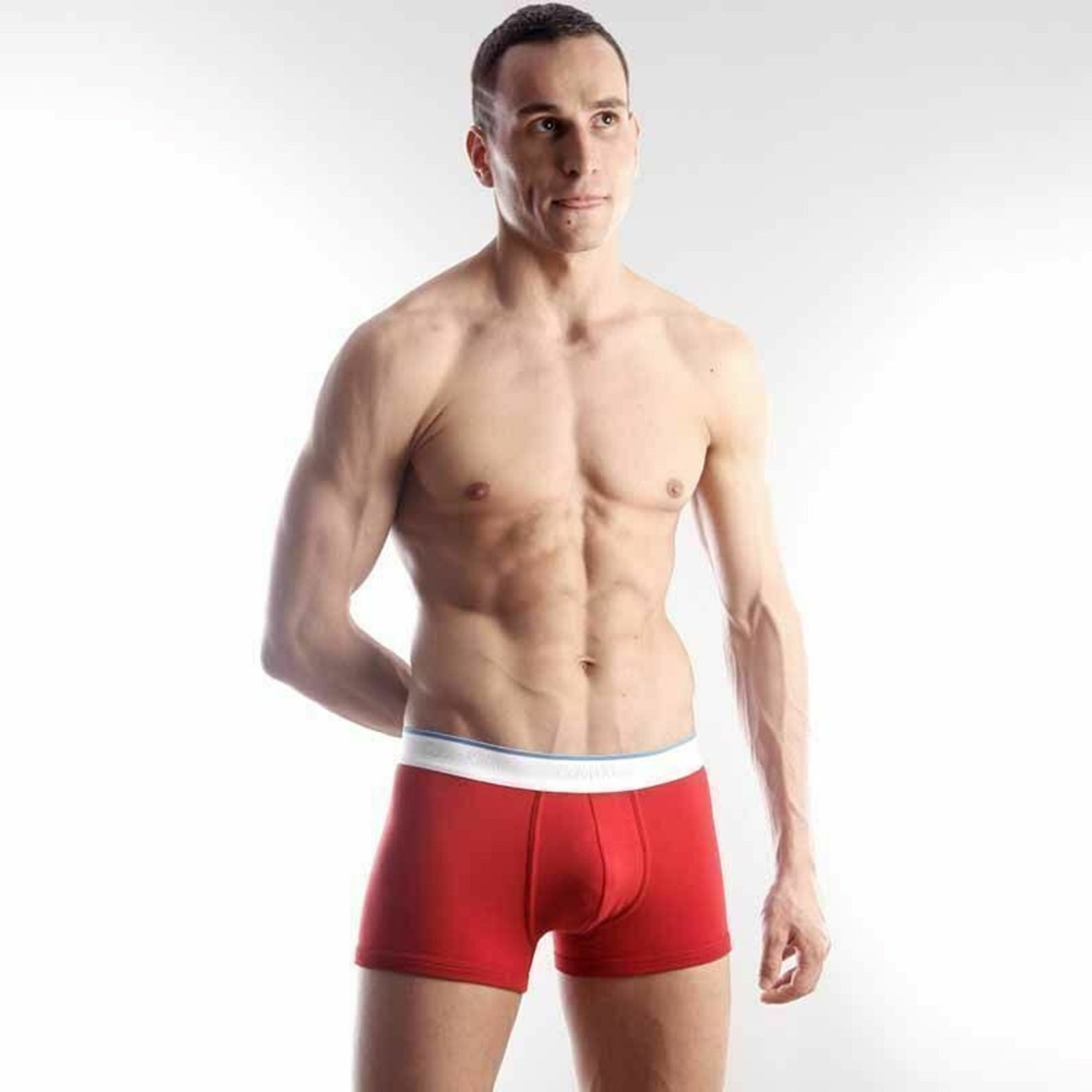  Мужские трусы боксеры Calvin Klein Tech Cool Cotton Red с синей окантовкой фото 1