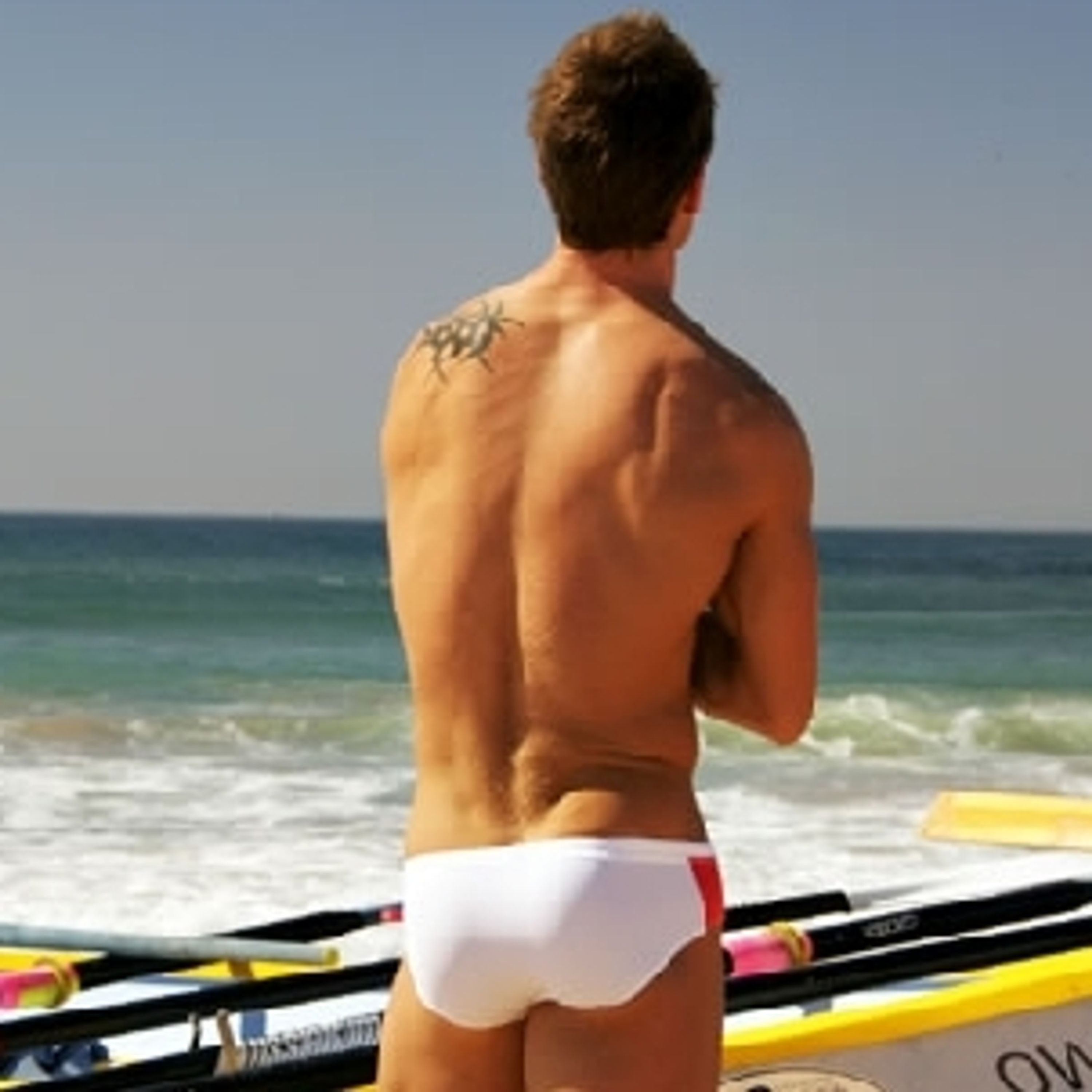 Мужские плавки брифы белые с черно-красными полосами AussieBum Brief White фото 2