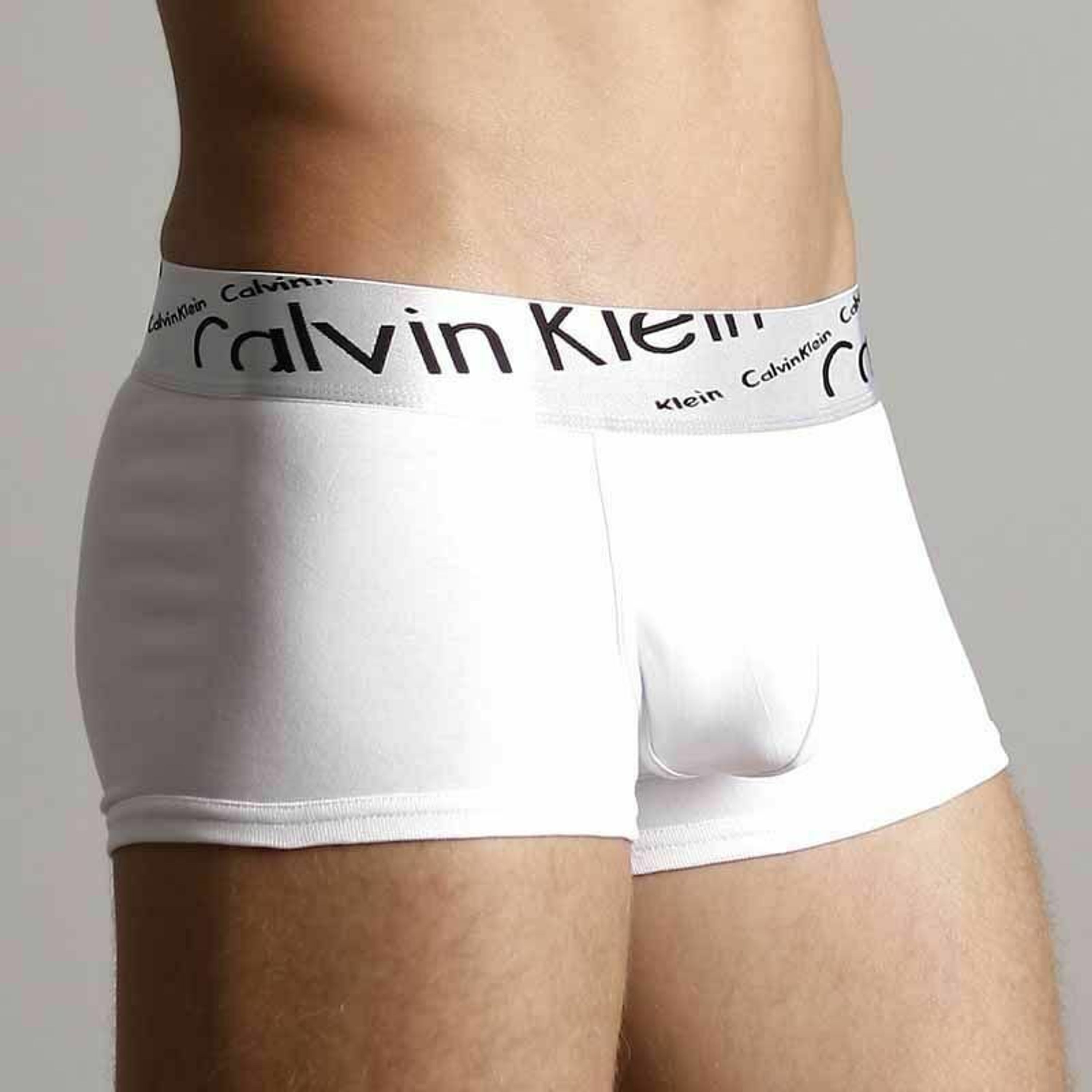 Мужские трусы боксеры белые с косой резинкой Calvin Klein Steel Boxer Italics White фото 2