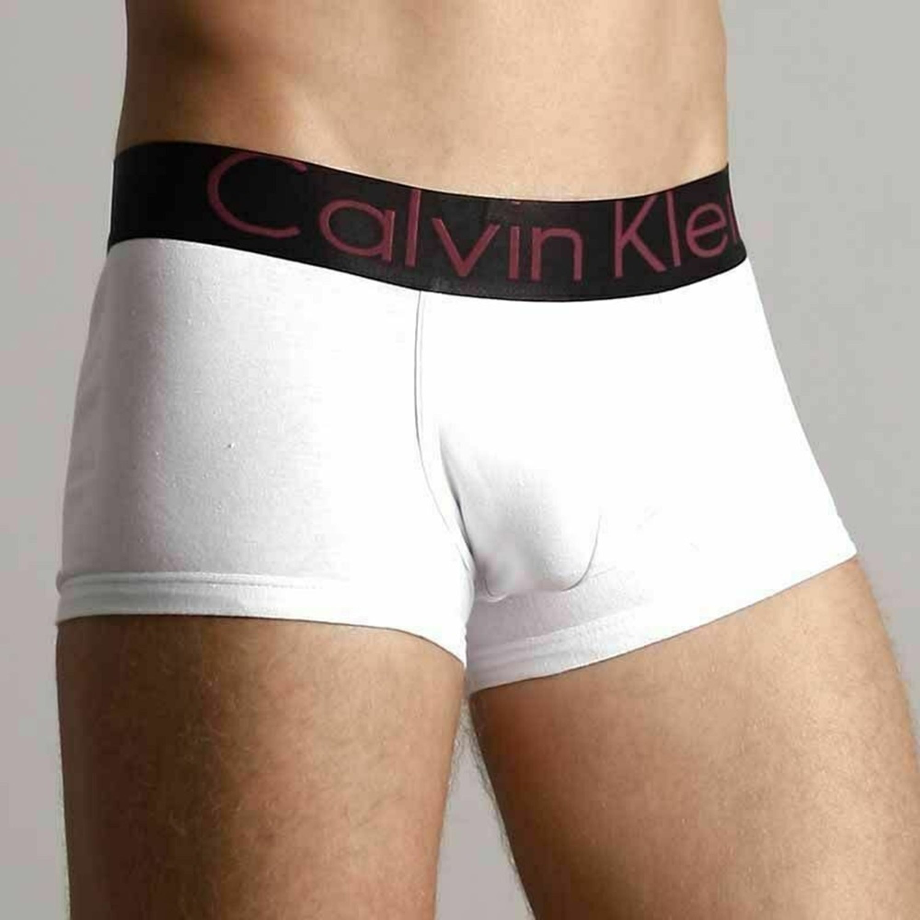 Мужские трусы боксеры белые с черной резинкой и розовыми буквами Calvin Klein Black Waistband Boxer White фото 2