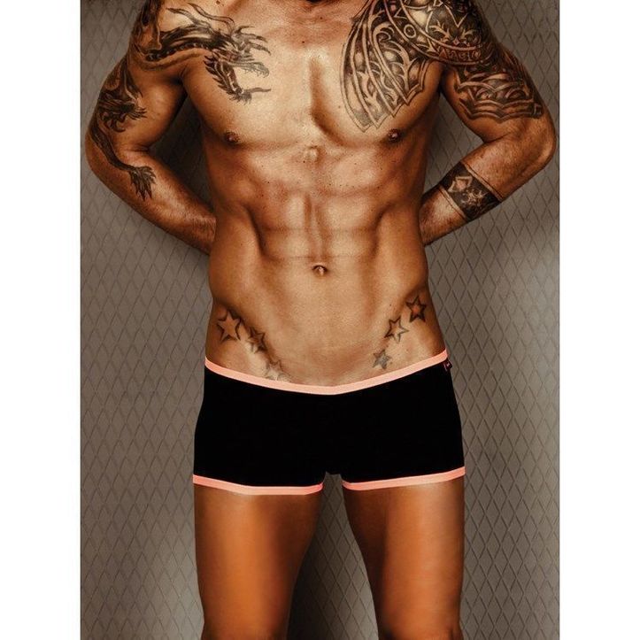 Мужские трусы хипсы черные с оранжевой окантовкой Wild Milk Neon Stripes Boxer Black 
