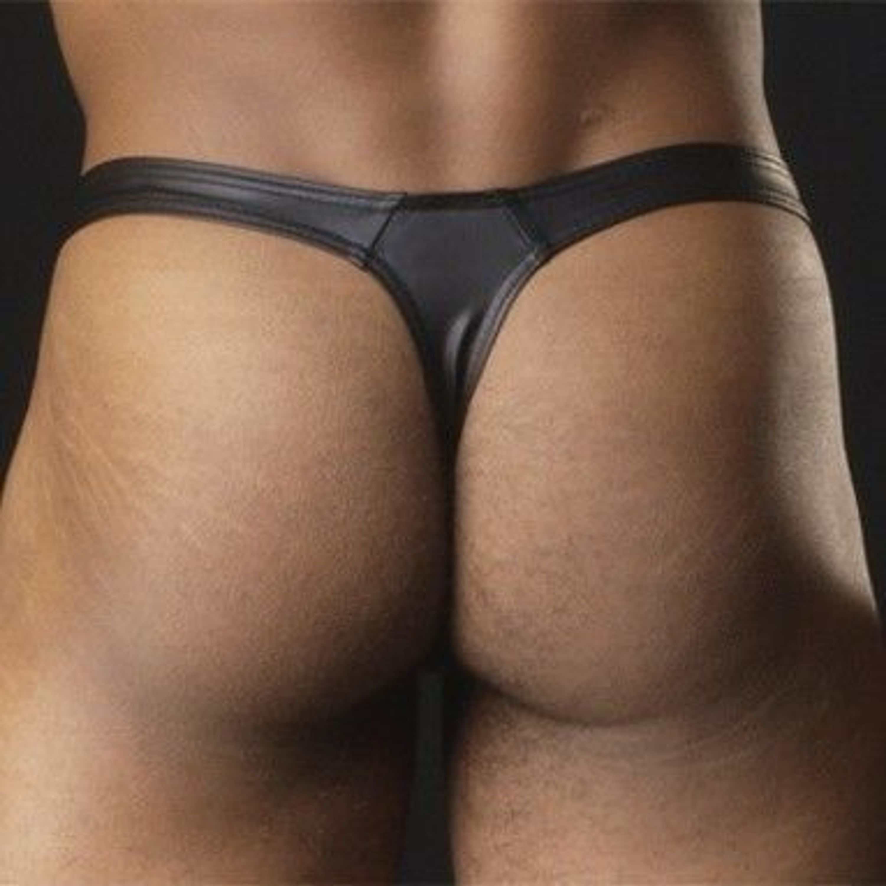 Мужские трусы тонги под кожу с кольцом Manstore Imitation Leather Ring Thong 36097 фото 2