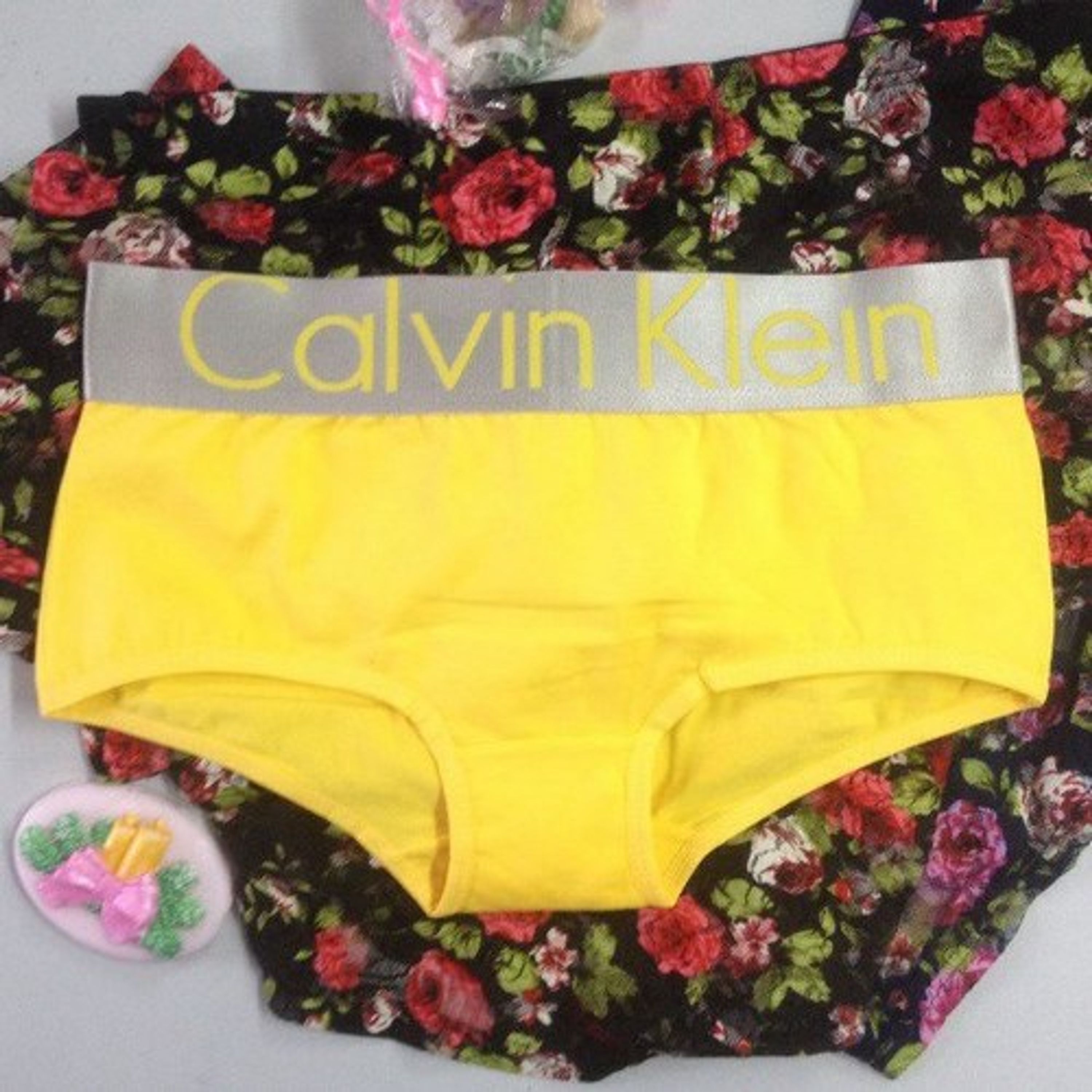 Женские трусы боксеры Calvin Klein Women Steel Yellow фото 1