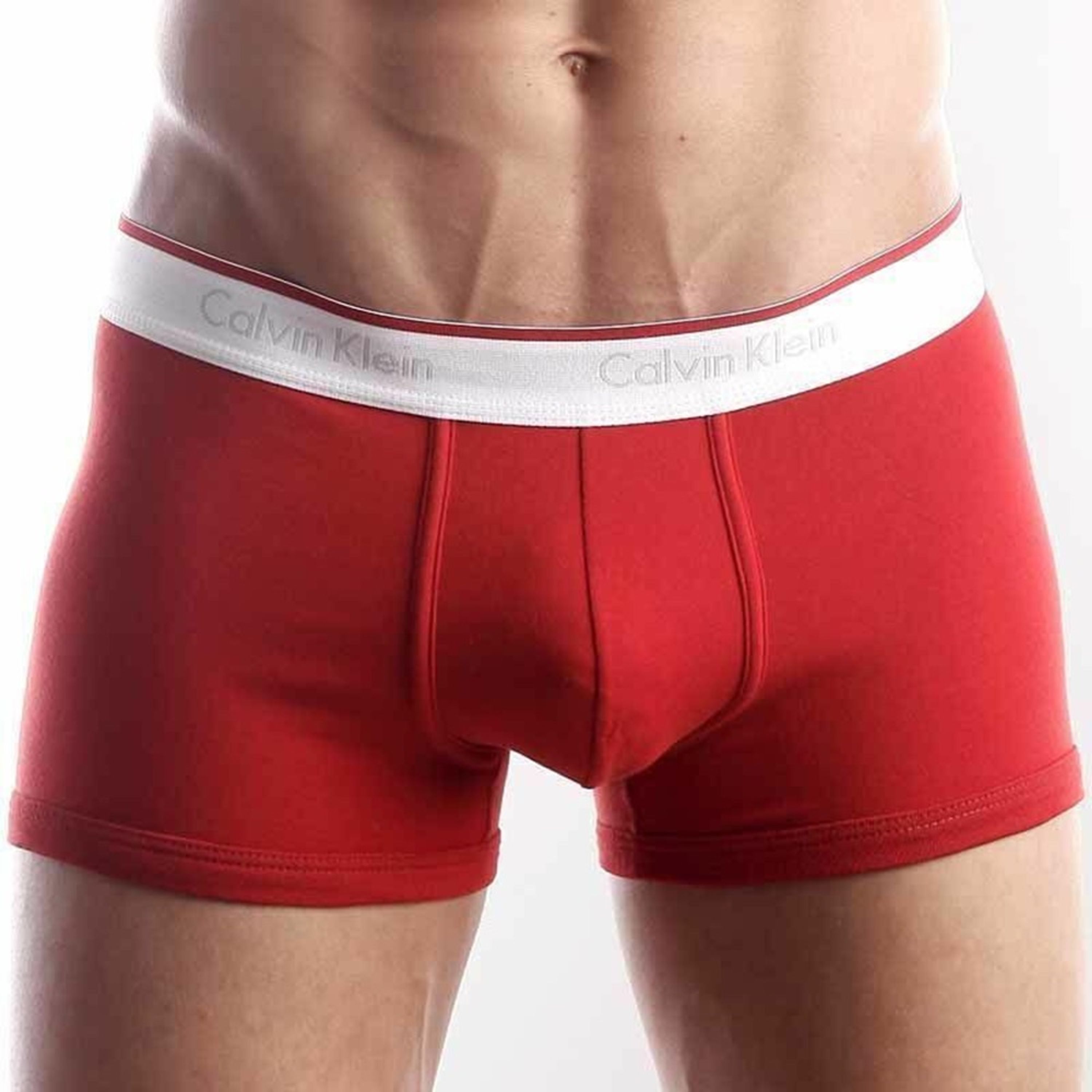 Мужские трусы боксеры красные Calvin Klein Tech Cool Boxer Red фото 2