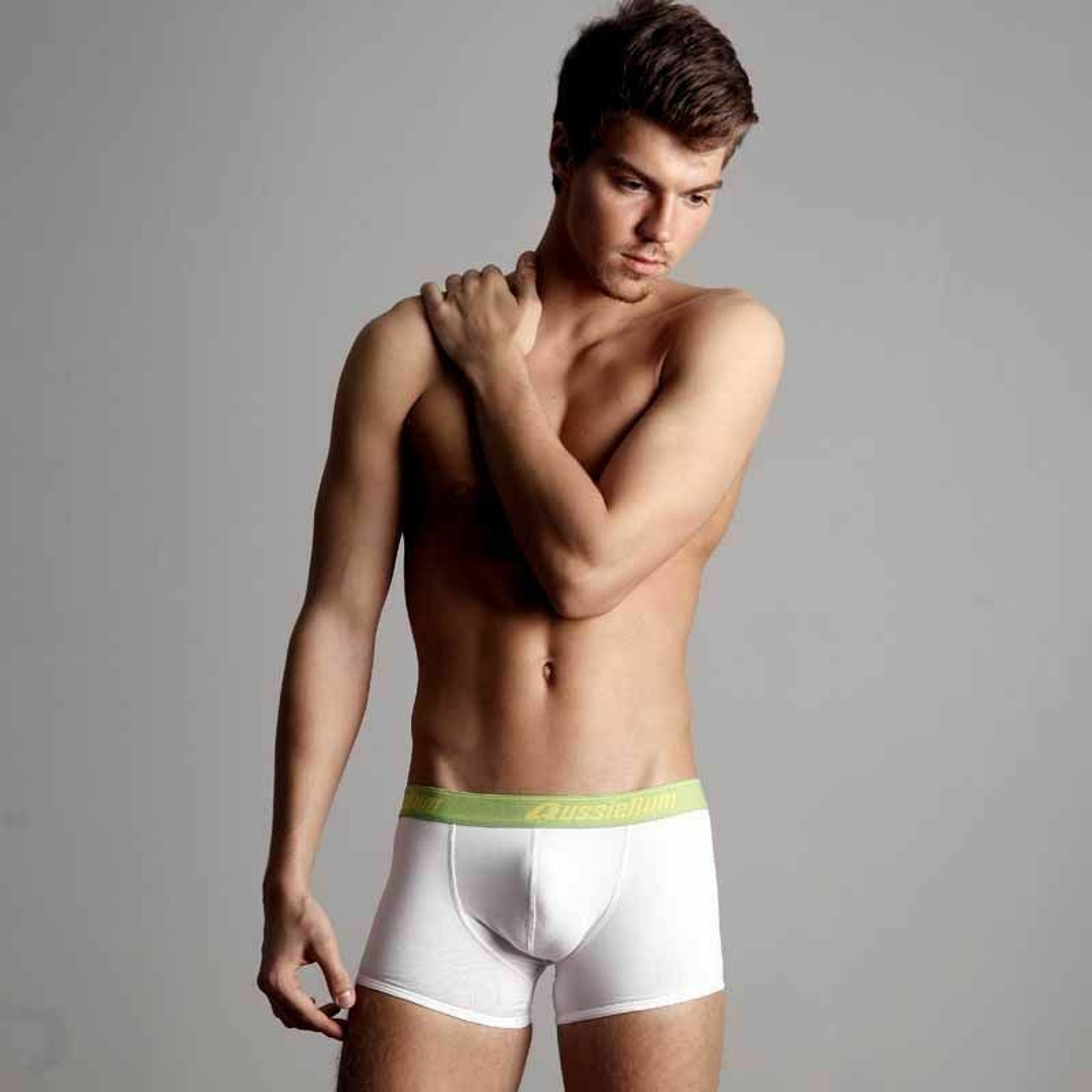 Мужские трусы боксеры белые с зеленой резинкой Aussiebum AB00069 фото 1
