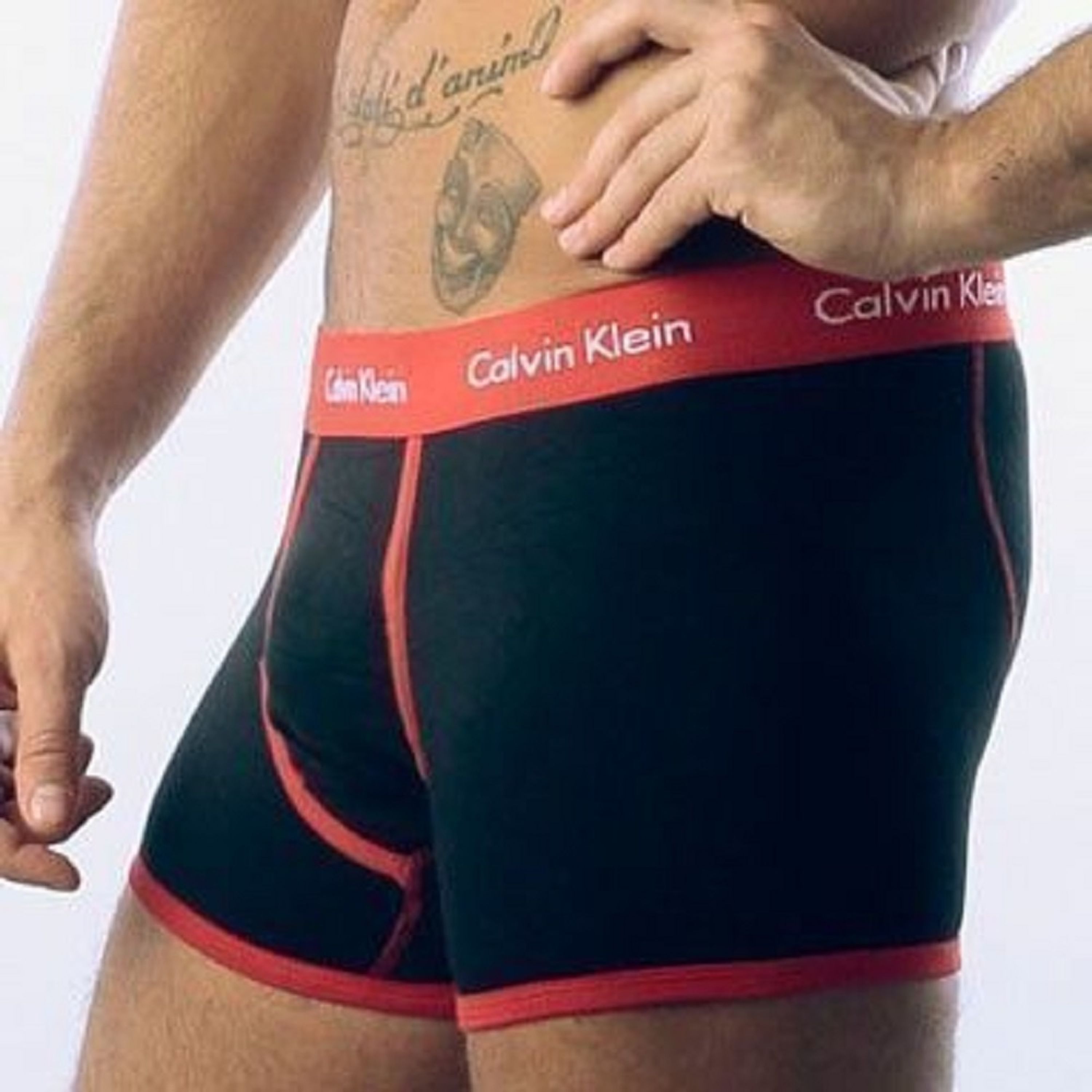 calvin klein 365 black red 600.0 RusTrus