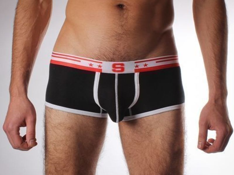 Мужские трусы хипсы с вырезом сзади черные Seeinner Black Boxer 17262