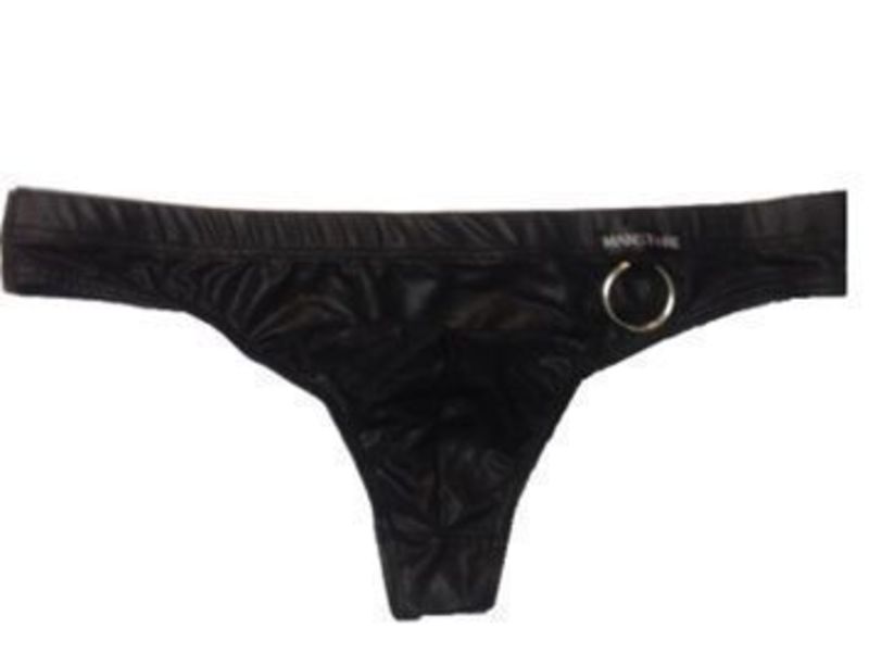 Мужские стринги под кожу черные Manstore Imitation Leather String 36099 36099