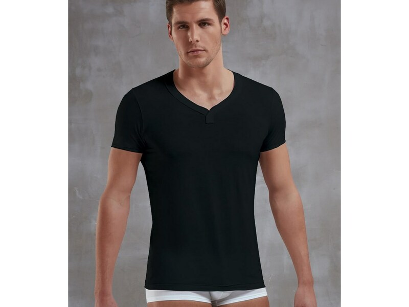Мужская футболка черная с v-образным вырезом Doreanse 2860 49644
