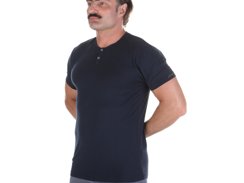 Мужская футболка темно-синяя BALDESSARINI 95011/4006 630 50522
